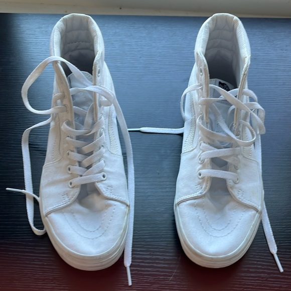 White Vans hi tops size 9/10.5 - Picture 1 of 4